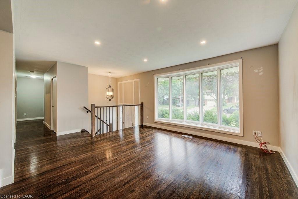 558 Sprucehill Avenue Property Photo 6