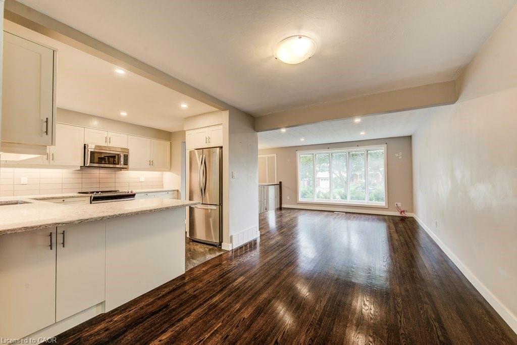 558 Sprucehill Avenue Property Photo 7