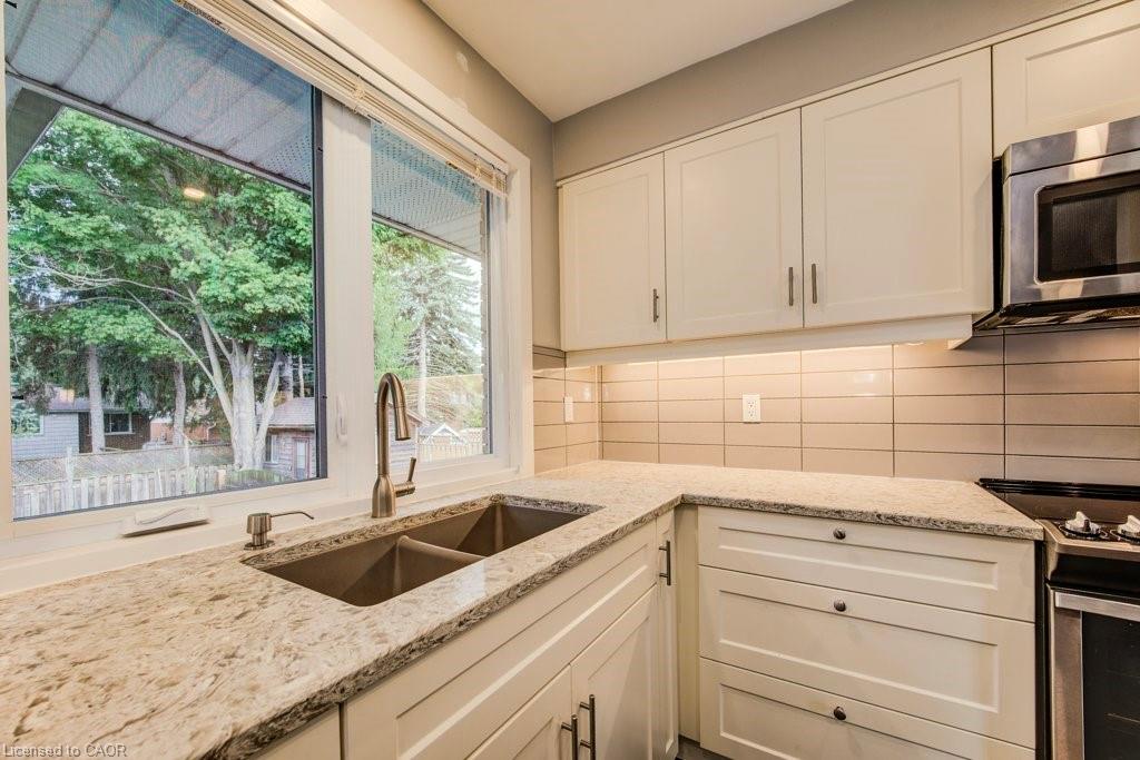 558 Sprucehill Avenue Property Photo 11