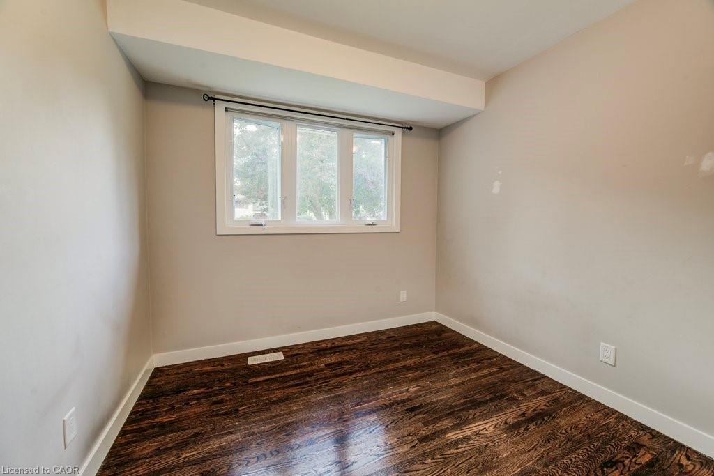 558 Sprucehill Avenue Property Photo 15