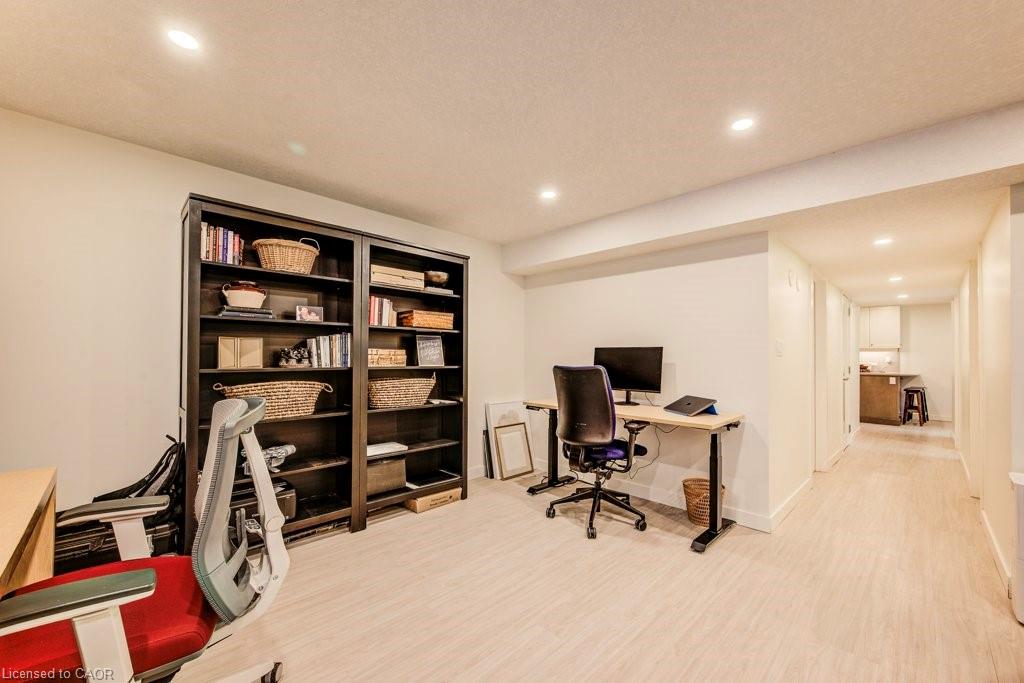 558 Sprucehill Avenue Property Photo 24