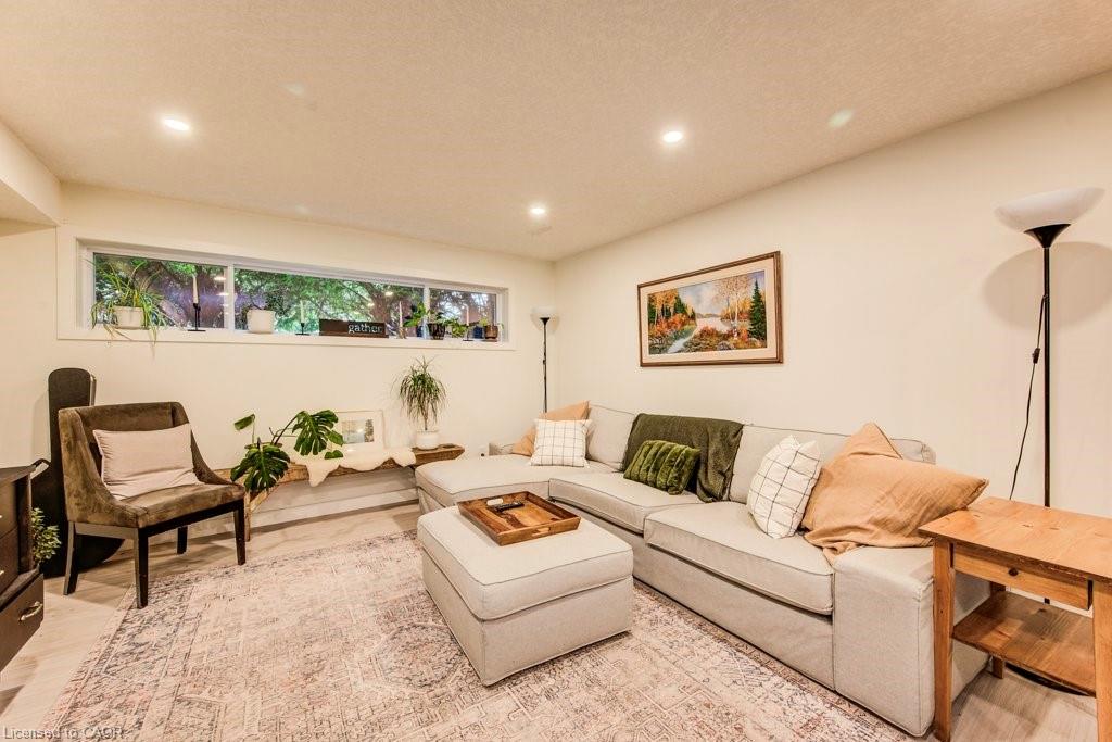 558 Sprucehill Avenue Property Photo 27