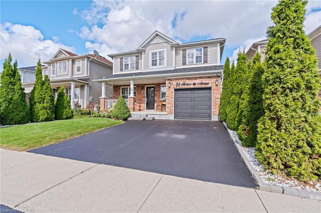 28 Hollinrake Avenue Property Photo 2