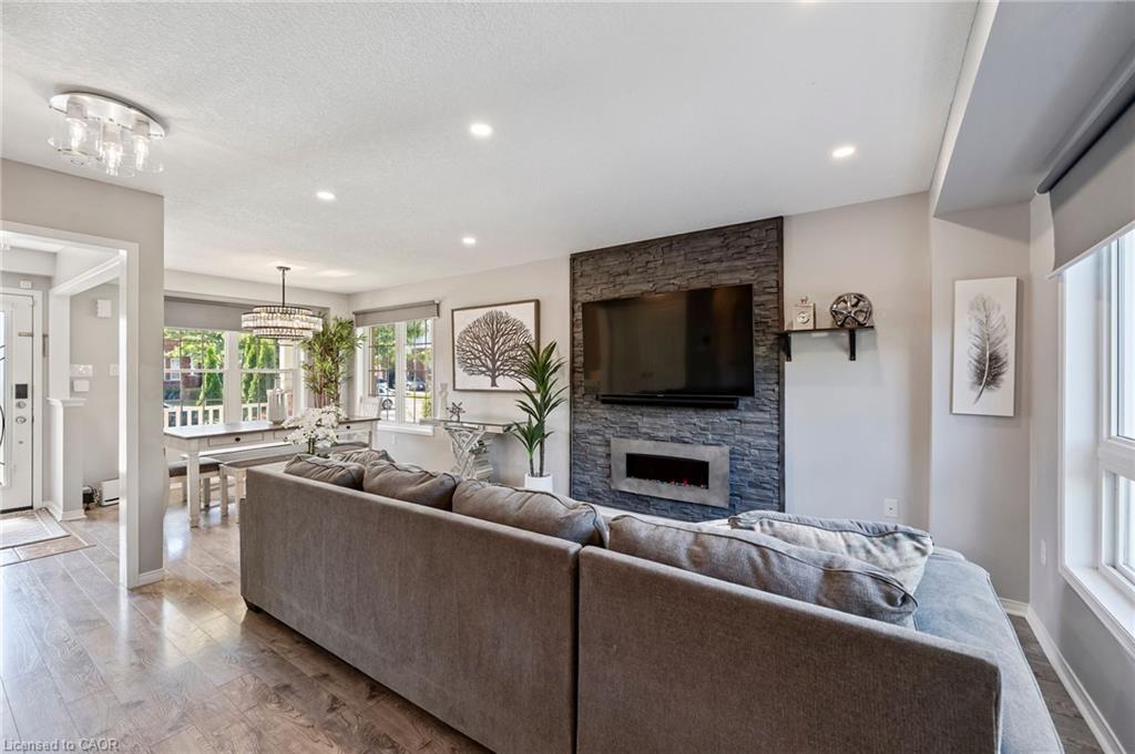 28 Hollinrake Avenue Property Photo 11