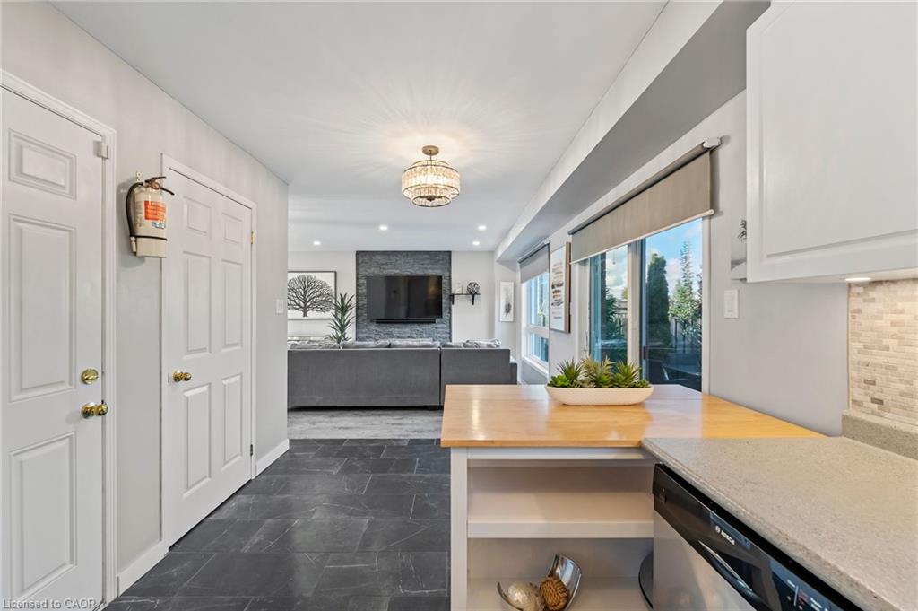 28 Hollinrake Avenue Property Photo 19