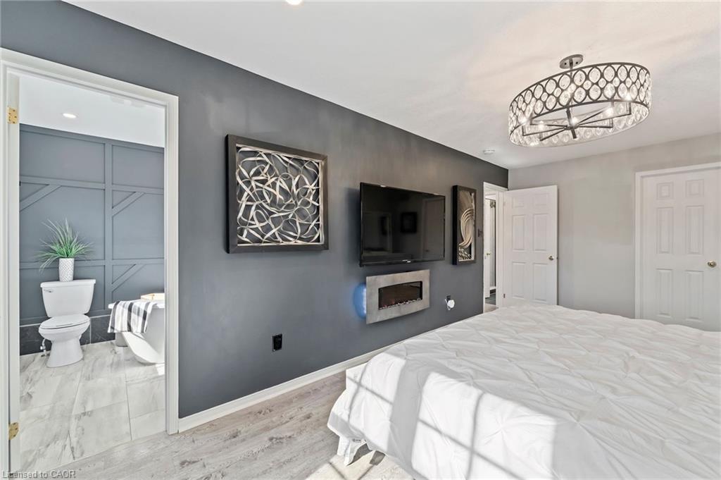 28 Hollinrake Avenue Property Photo 24