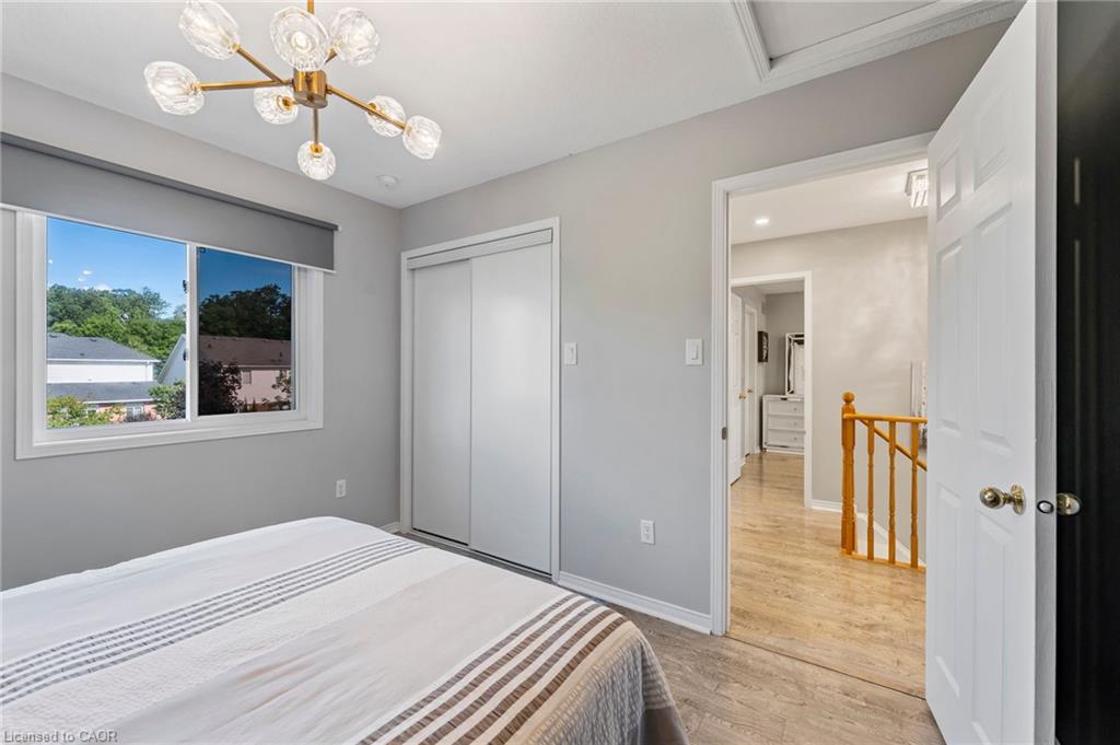 28 Hollinrake Avenue Property Photo 32