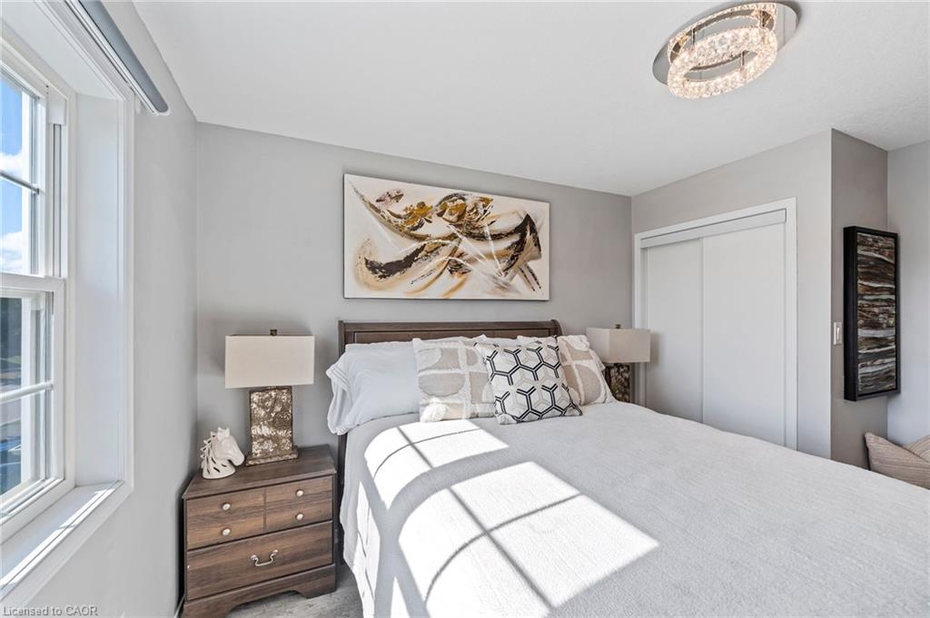 28 Hollinrake Avenue Property Photo 35