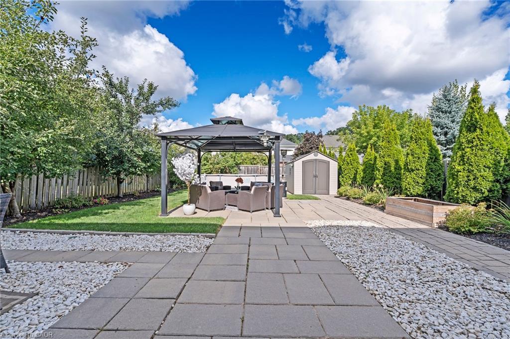 28 Hollinrake Avenue Property Photo 40