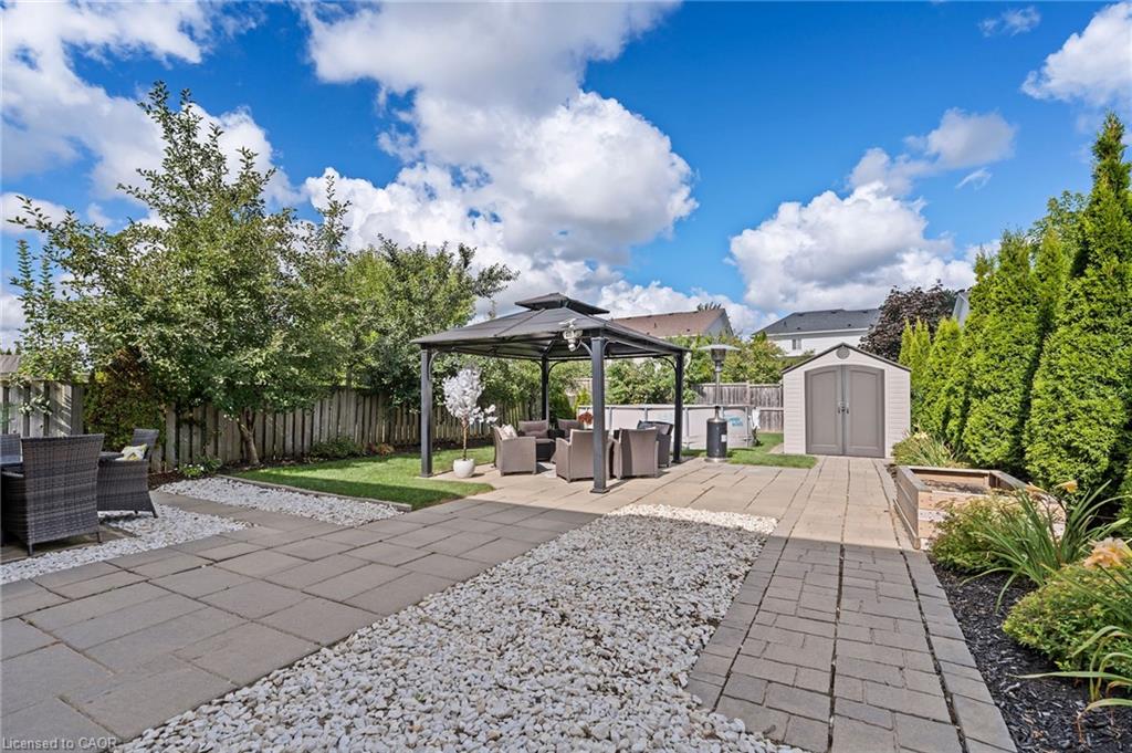 28 Hollinrake Avenue Property Photo 41