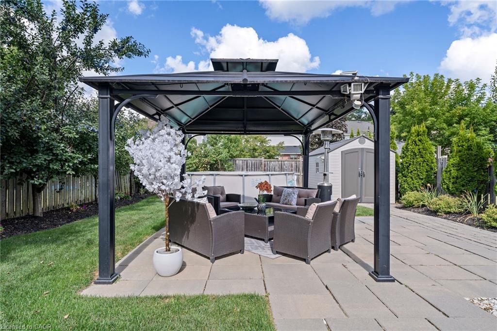 28 Hollinrake Avenue Property Photo 44