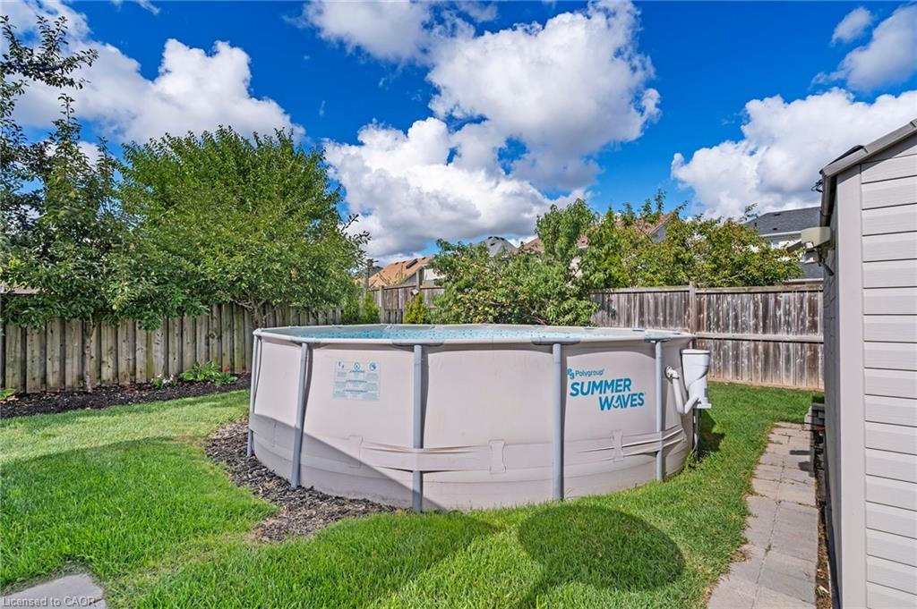 28 Hollinrake Avenue Property Photo 45