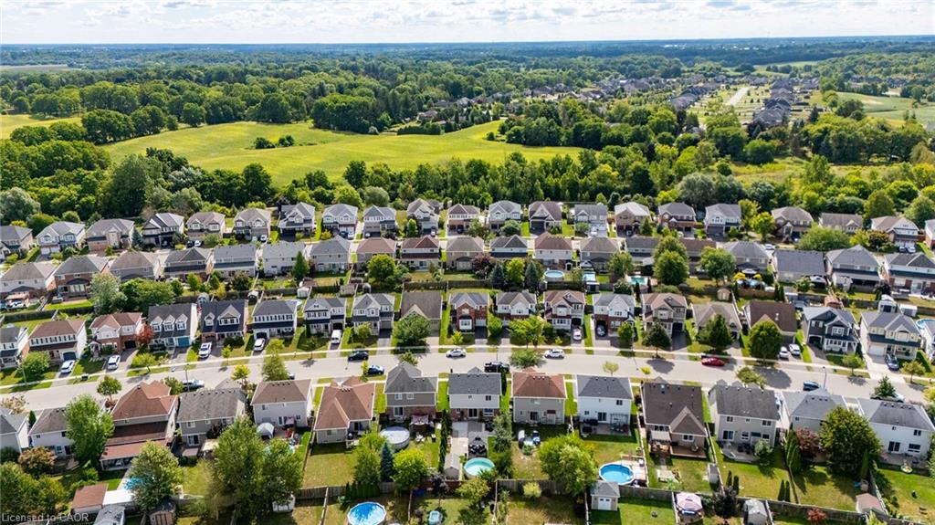 28 Hollinrake Avenue Property Photo 50