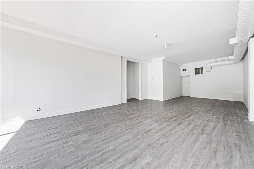 1127 Main Street E Property Photo 4