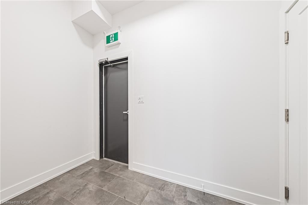 1127 Main Street E Property Photo 9