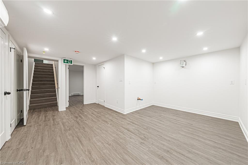 1127 Main Street E Property Photo 13