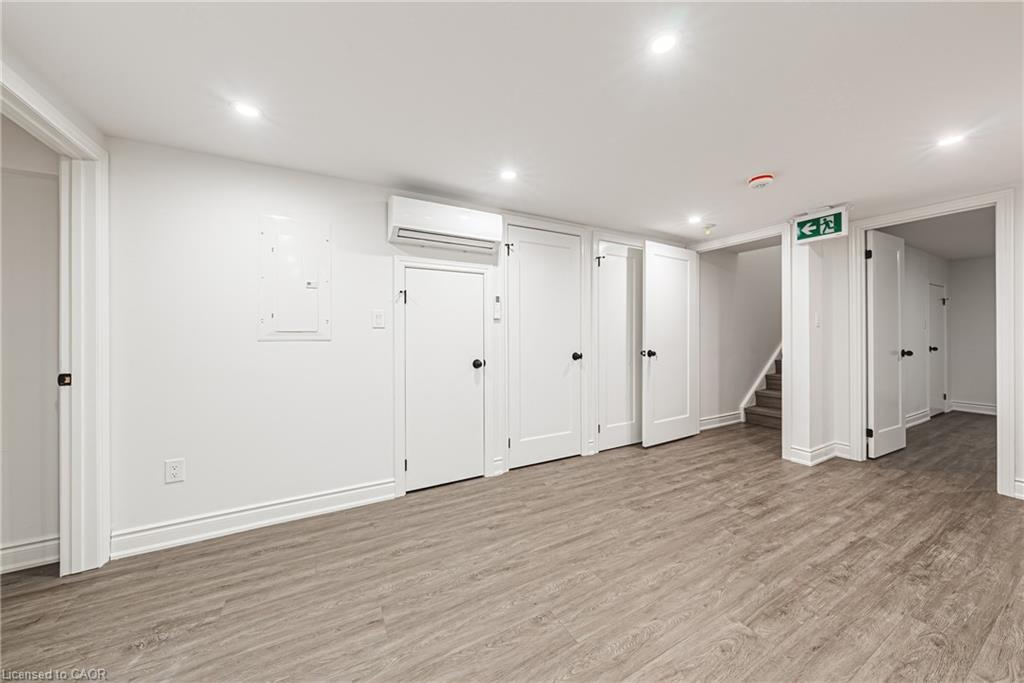 1127 Main Street E Property Photo 15