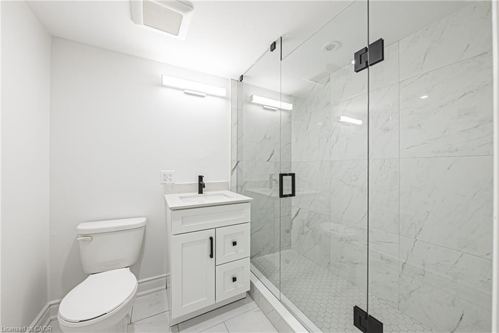 1127 Main Street E Property Photo 17