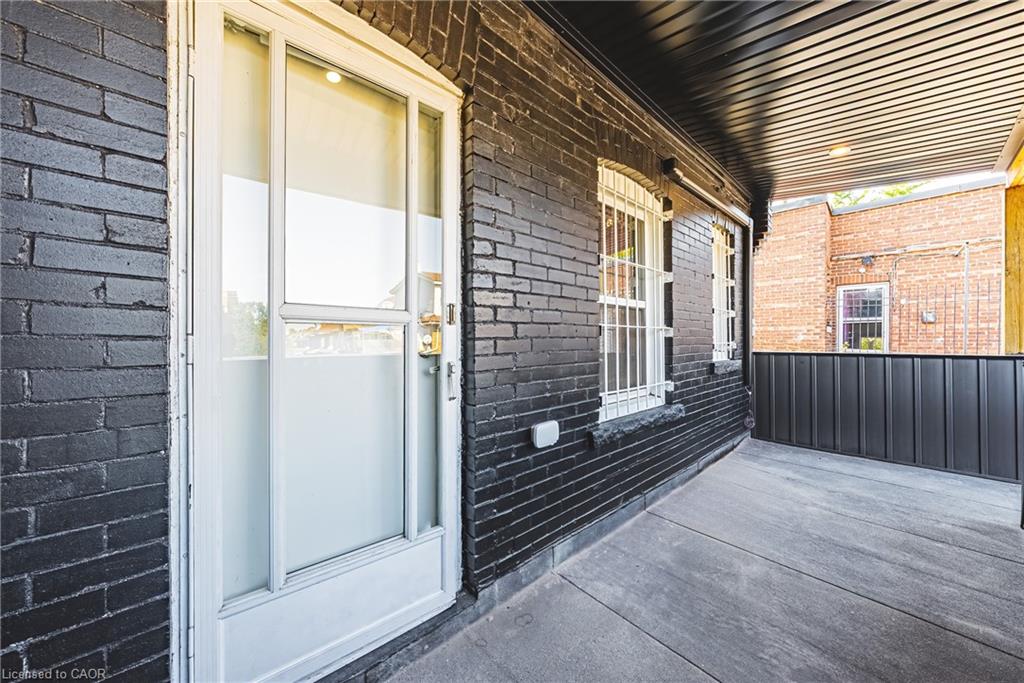 1127 Main Street E Property Photo 23