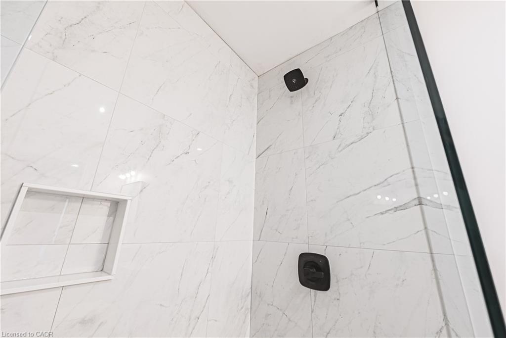 1127 Main Street E Property Photo 33