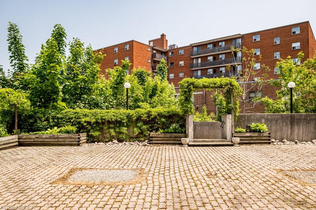 205-23 Main Street Property Photo 45