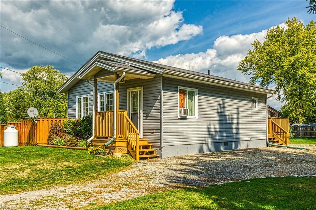 8 Downey Road Property Photo 5