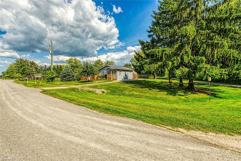 8 Downey Road Property Photo 8