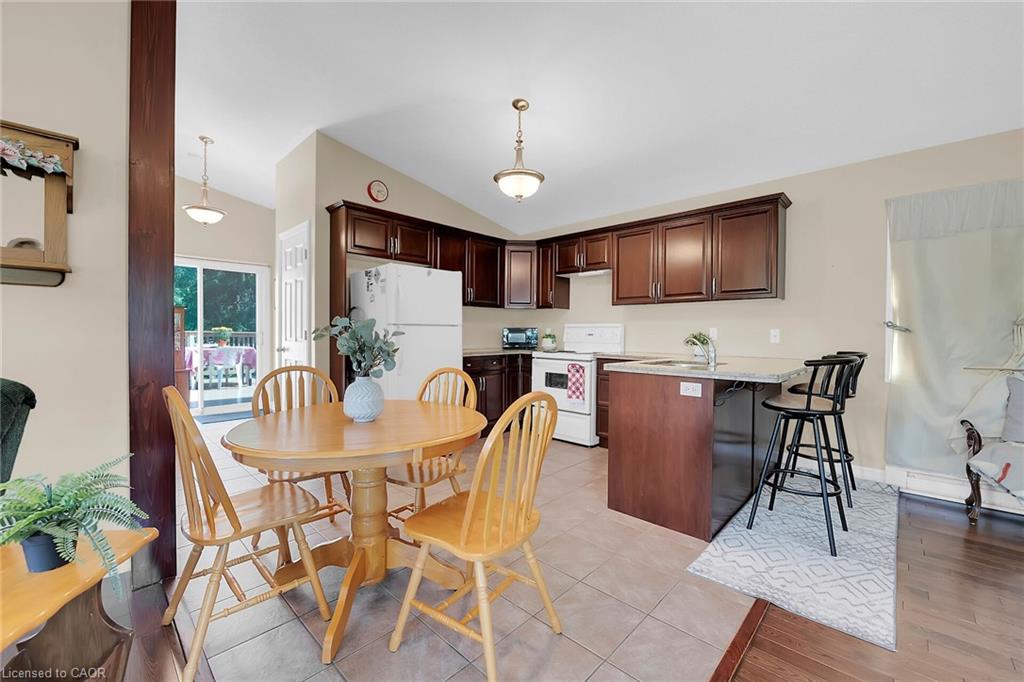 8 Downey Road Property Photo 10