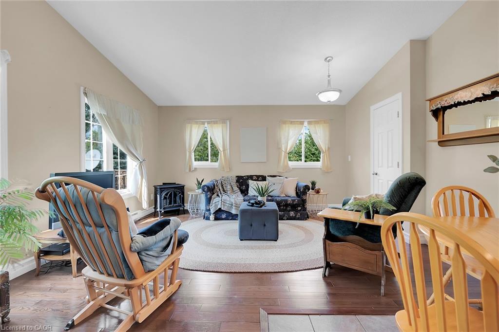 8 Downey Road Property Photo 15