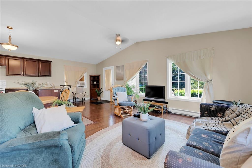 8 Downey Road Property Photo 16