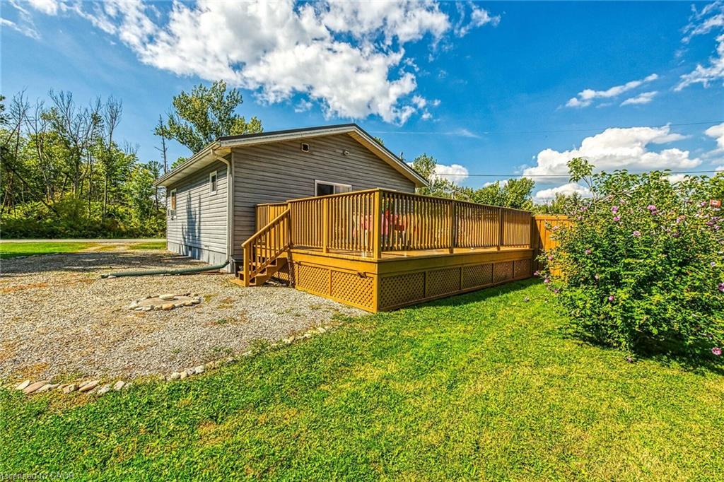 8 Downey Road Property Photo 25