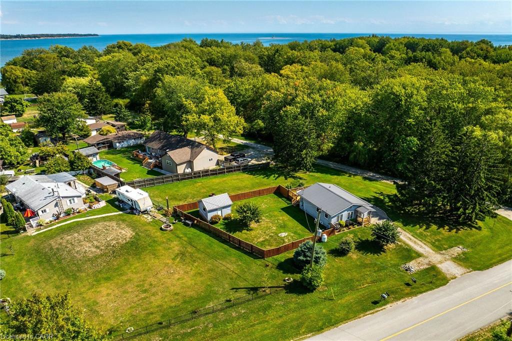 8 Downey Road Property Photo 32