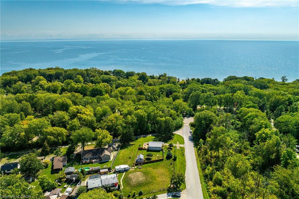 8 Downey Road Property Photo 42