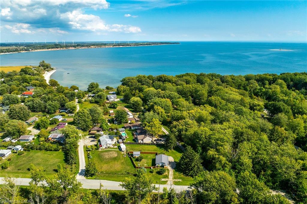 8 Downey Road Property Photo 44