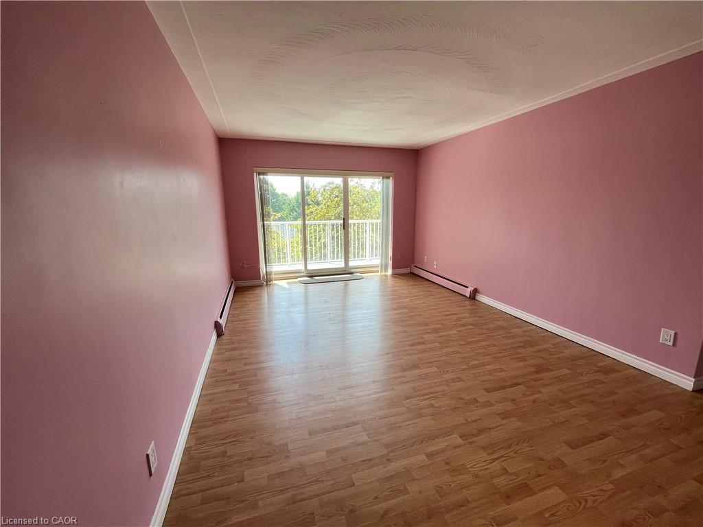 308-10 Woodman Drive S Property Photo 7