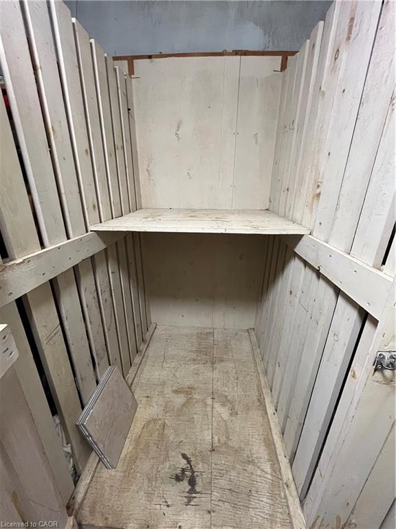 308-10 Woodman Drive S Property Photo 29