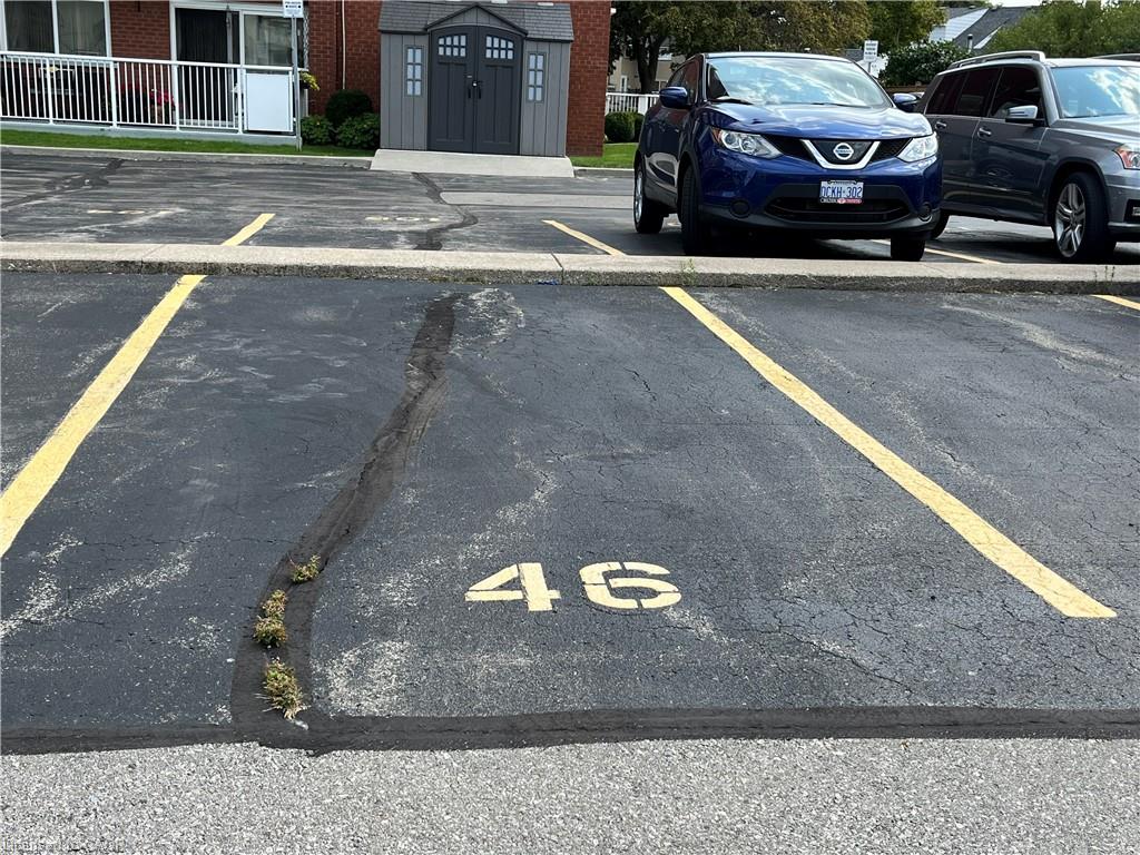 308-10 Woodman Drive S Property Photo 30