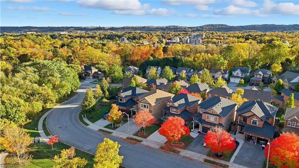 47 Livingstone Drive Property Photo 2