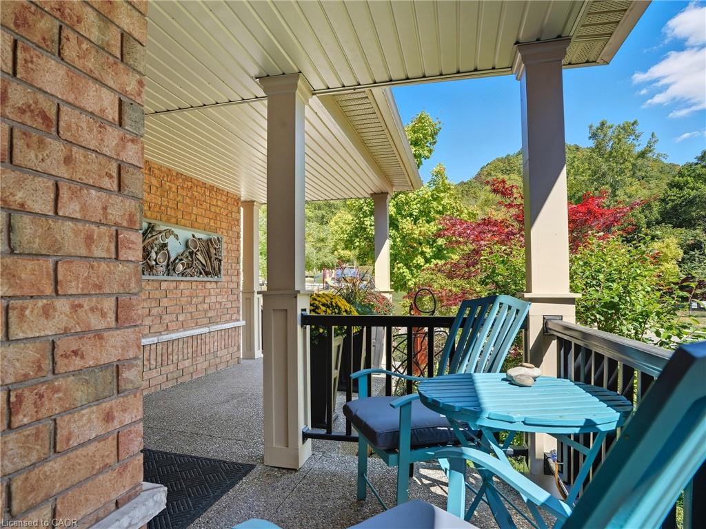 47 Livingstone Drive Property Photo 5