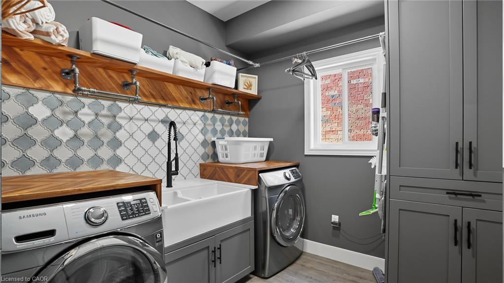 47 Livingstone Drive Property Photo 16