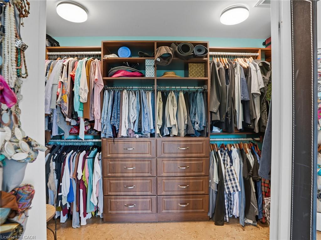 47 Livingstone Drive Property Photo 23