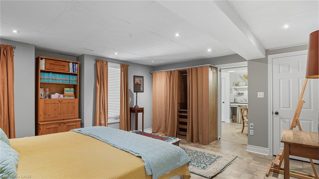 47 Livingstone Drive Property Photo 31