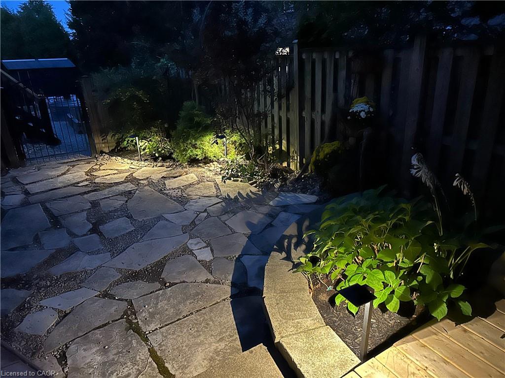 47 Livingstone Drive Property Photo 42