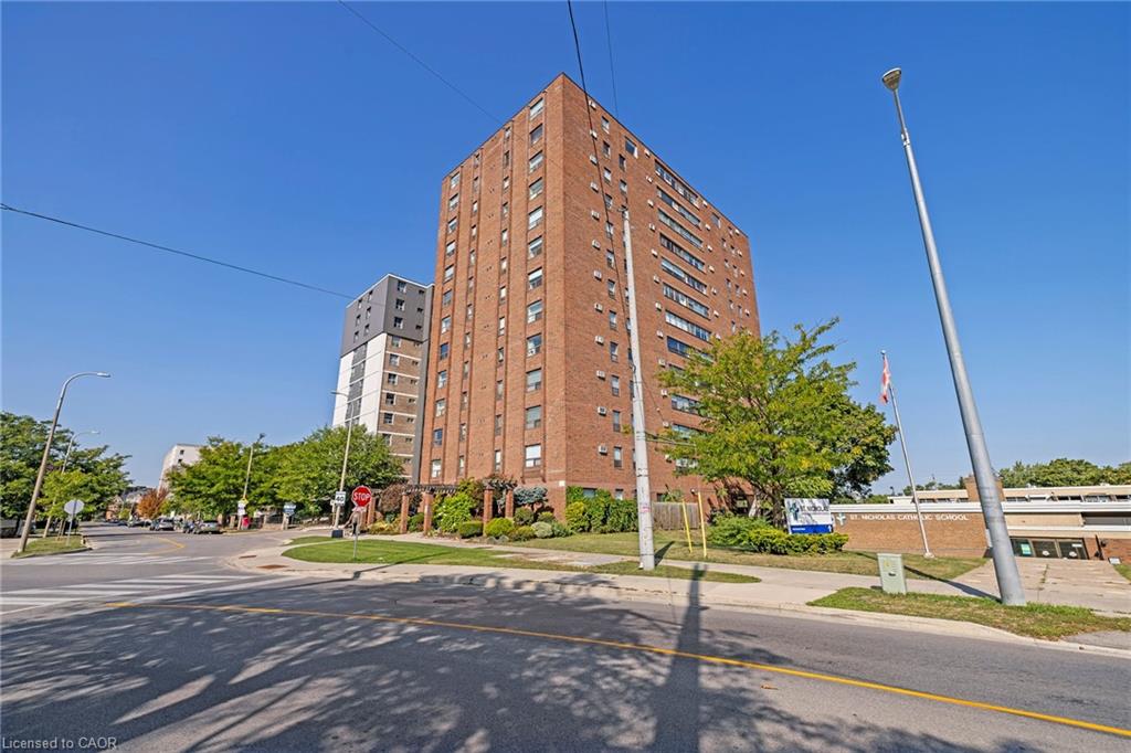 602-141 Church Street Property Photo 3