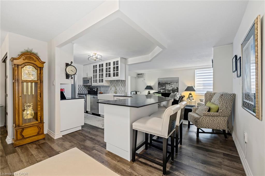 602-141 Church Street Property Photo 12