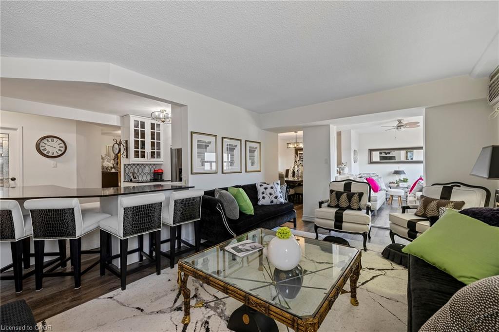 602-141 Church Street Property Photo 21