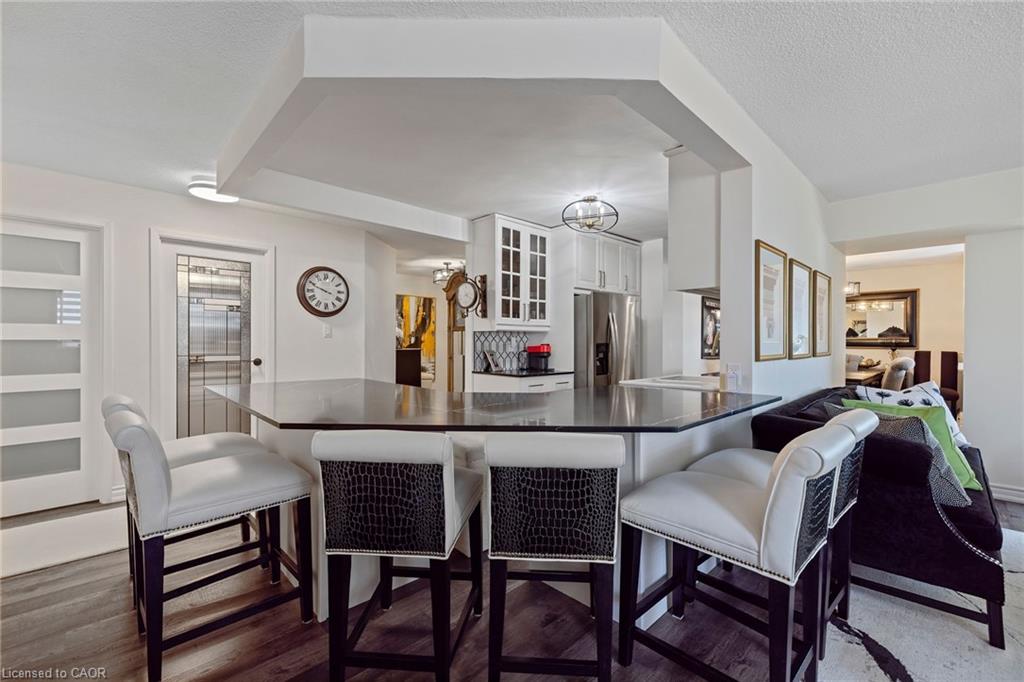 602-141 Church Street Property Photo 24