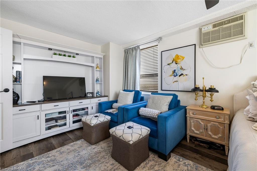 602-141 Church Street Property Photo 34