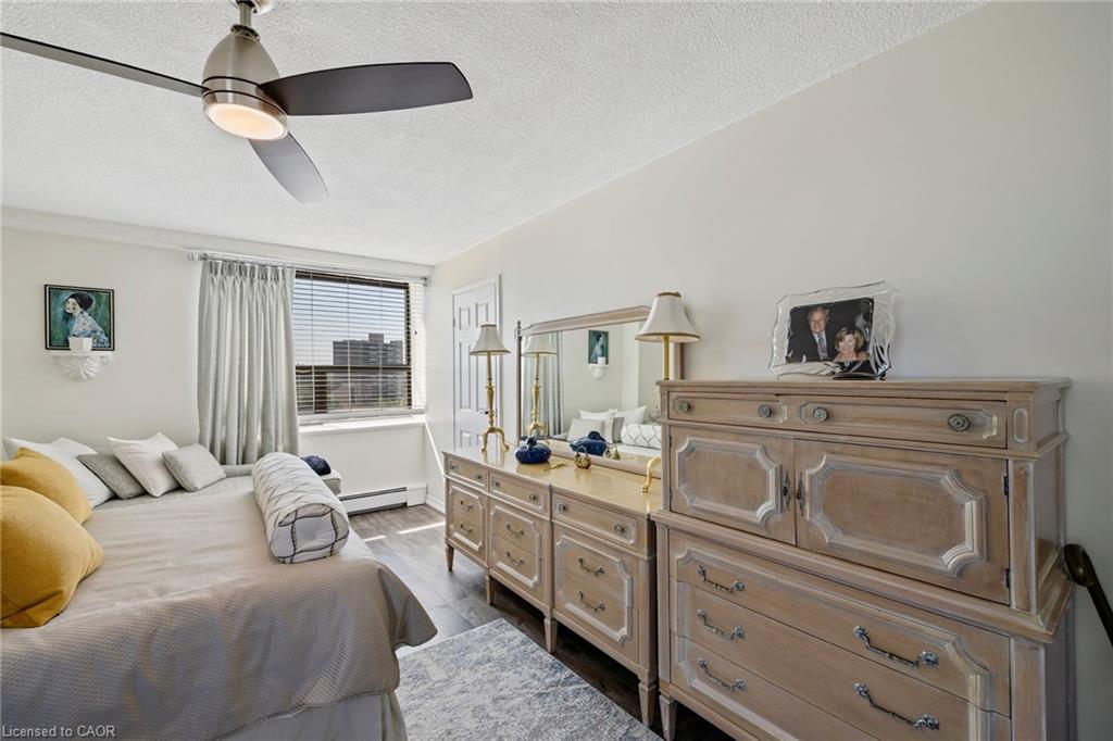 602-141 Church Street Property Photo 37