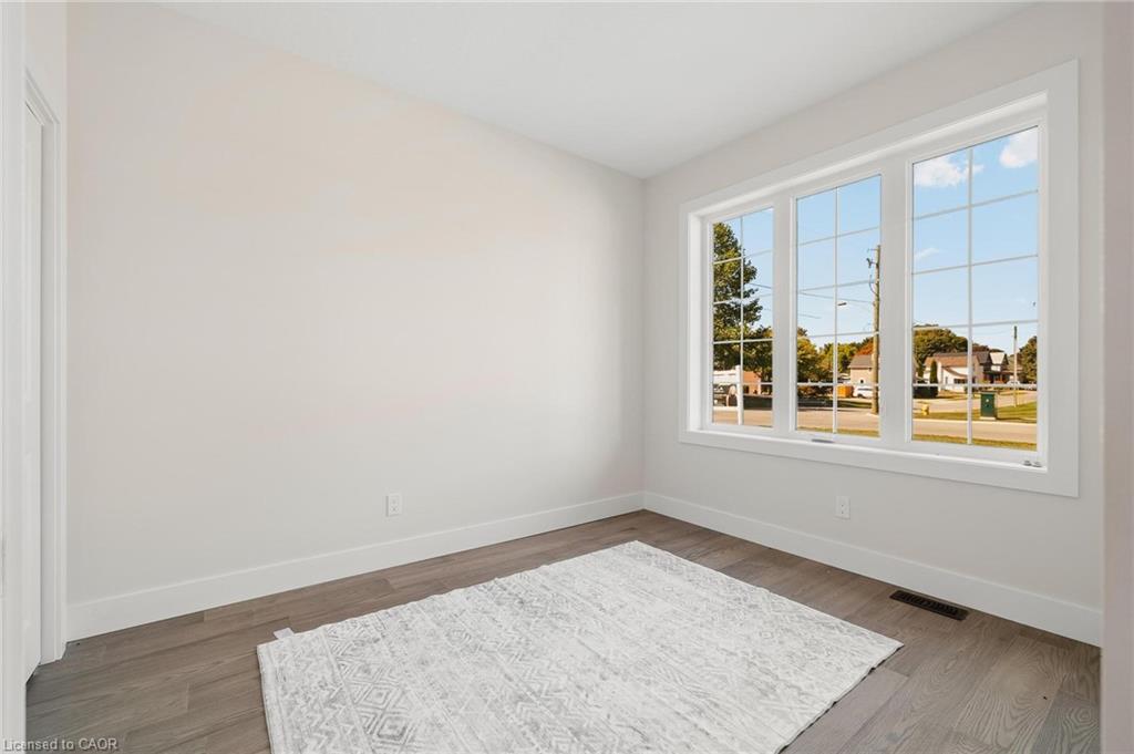 101-12 Washington Street Property Photo 14